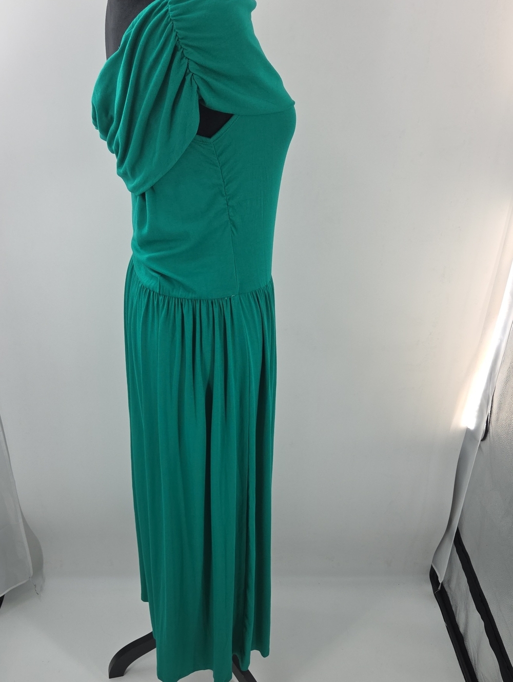 Off-Shoulder Emerald Green Maxi Dress NWT Size Large - Picture 12 of 16